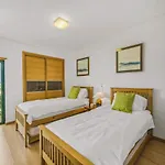 Penthouse Escape With Large Terrace, Pool & Garden Апартаменты Картейра